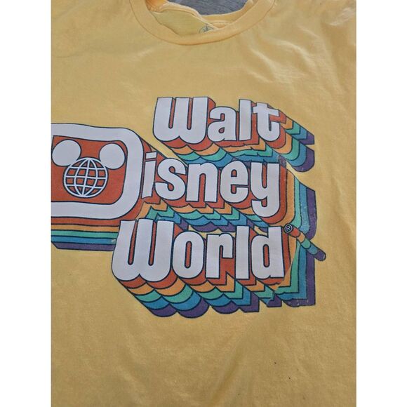 Women's Walt Disney World Yellow Short Sleeve T Shirt Retro Rainbow Colorful Siz - Picture 4 of 6